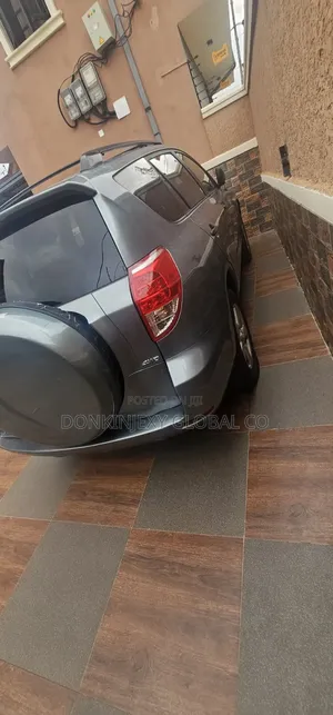 Toyota RAV4 2006 Green