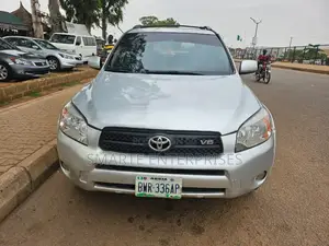 Toyota RAV4 2008 Silver