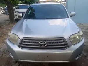 Toyota Highlander 2010 Silver