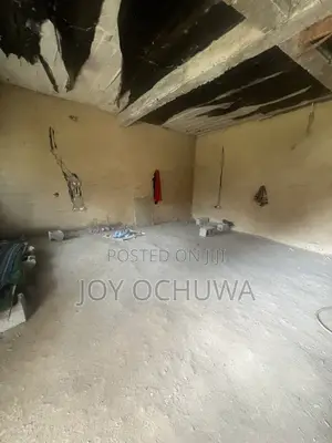 3 Bedrooms Semi Detached Duplex With Bq
