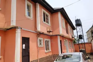 8bdrm Block of Flats in Magodo Isheri for sale