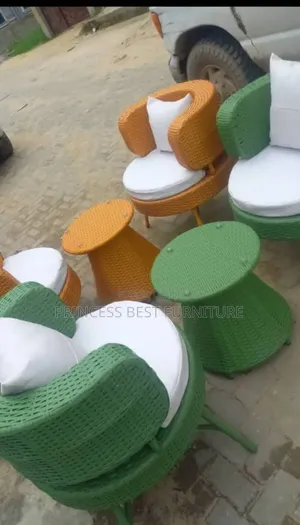 Executive Lounge Chair by 2seater