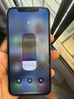 Apple iPhone 12 64 GB Black