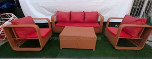 Lounge Chair by 4seater and Table