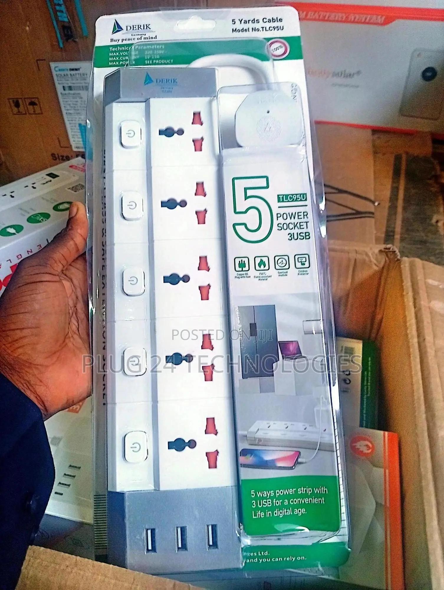 Derik Germany 5-way Power Socket