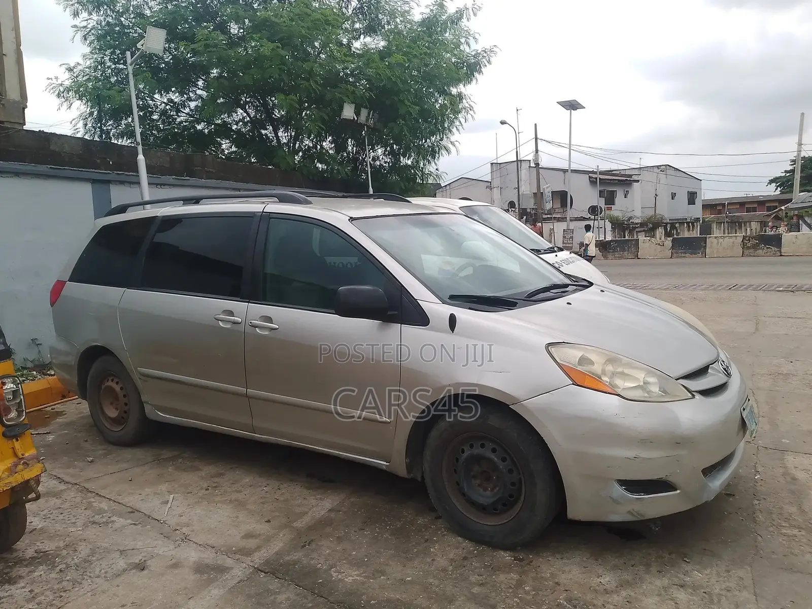 Toyota Sienna 2006 Silver