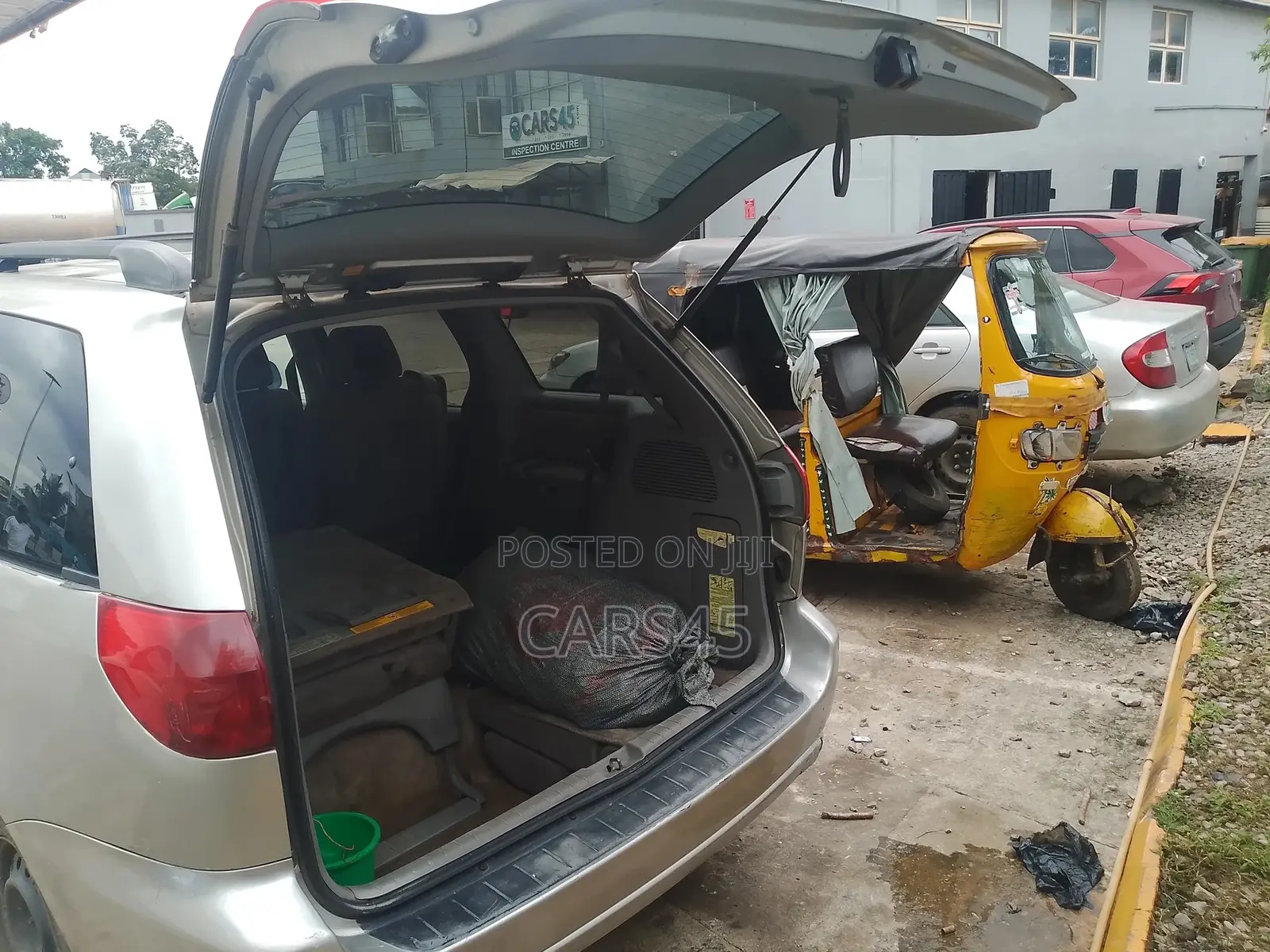 Toyota Sienna 2006 Silver