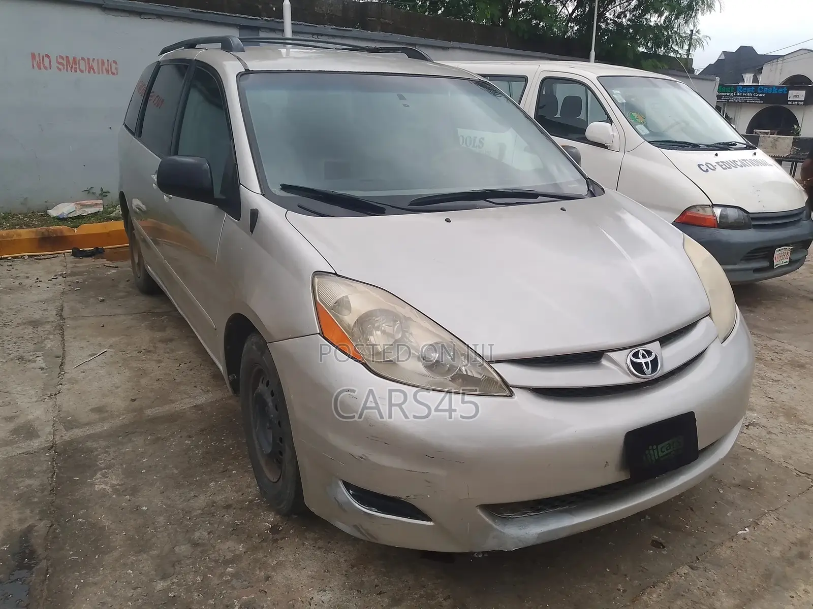 Toyota Sienna 2006 Silver