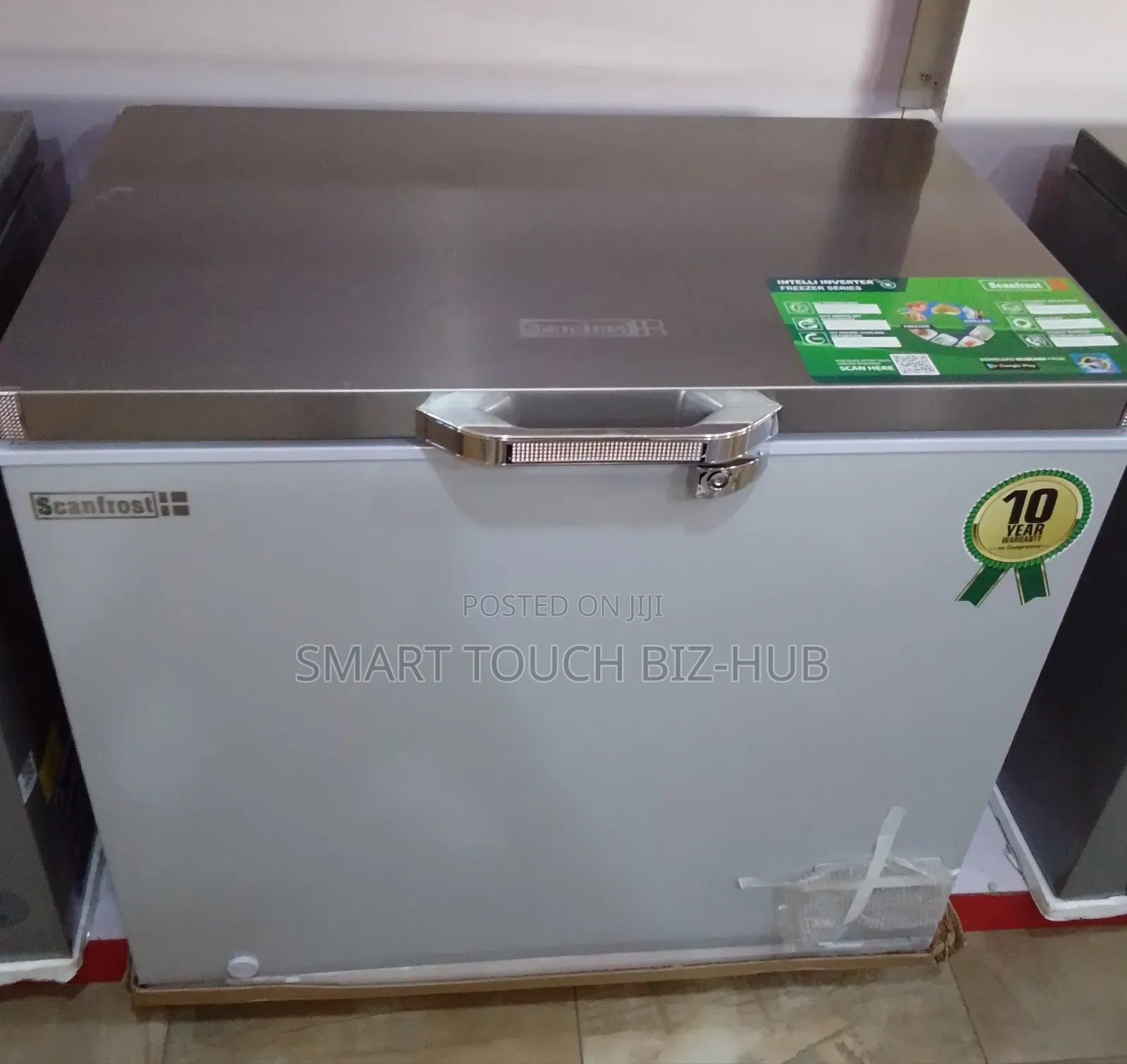 Scranfrost 250 Inverter Freezer,230l