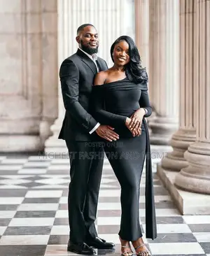 Luxury Sleek Bodycon Evening Gown With Flowing Side Train