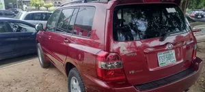 Toyota Highlander 2005 Red