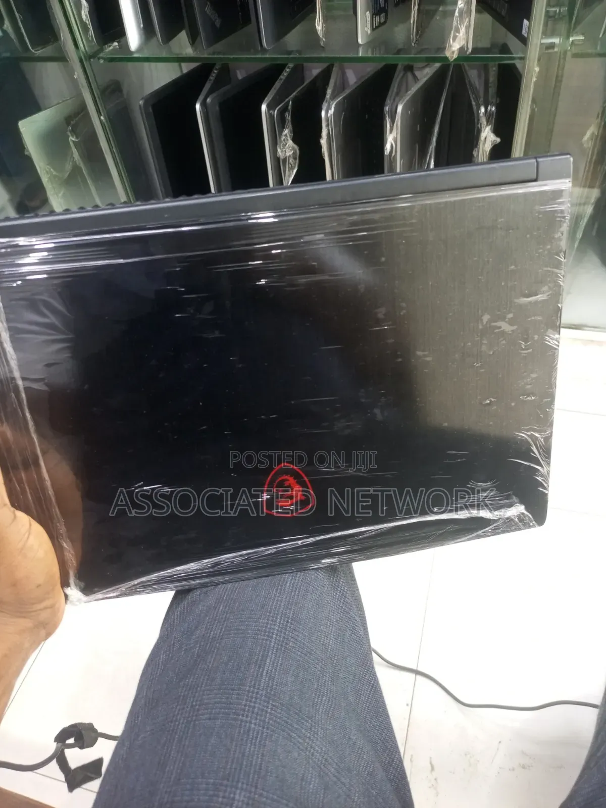 Laptop MSI Prestige 16 AI Studio 16GB Intel Core i7 SSD 256GB