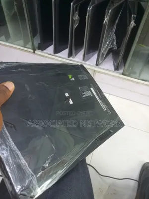 Laptop MSI Prestige 16 AI Studio 16GB Intel Core i7 SSD 256GB