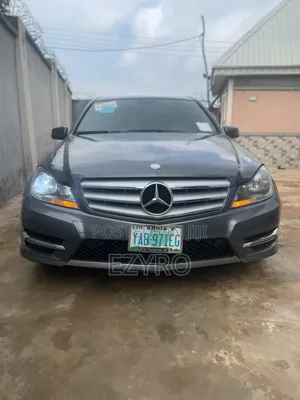 Mercedes-Benz C300 2014 Gray