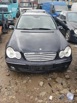 Mercedes-Benz C-Class 2005 Blue