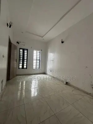 1bdrm Shared Apartment in Royal Pine Estate, Lekki Phase 2 for rent
