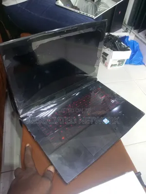 Laptop MSI Prestige 16 AI Studio 16GB Intel Core i7 SSD 256GB