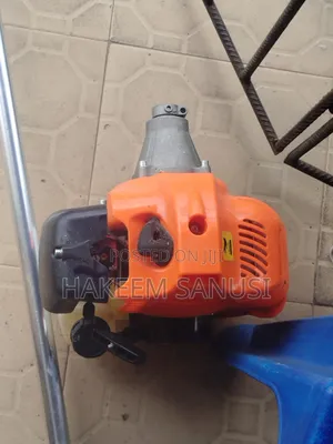 Grass Cutting Machine (Brush Cutter) For Sale