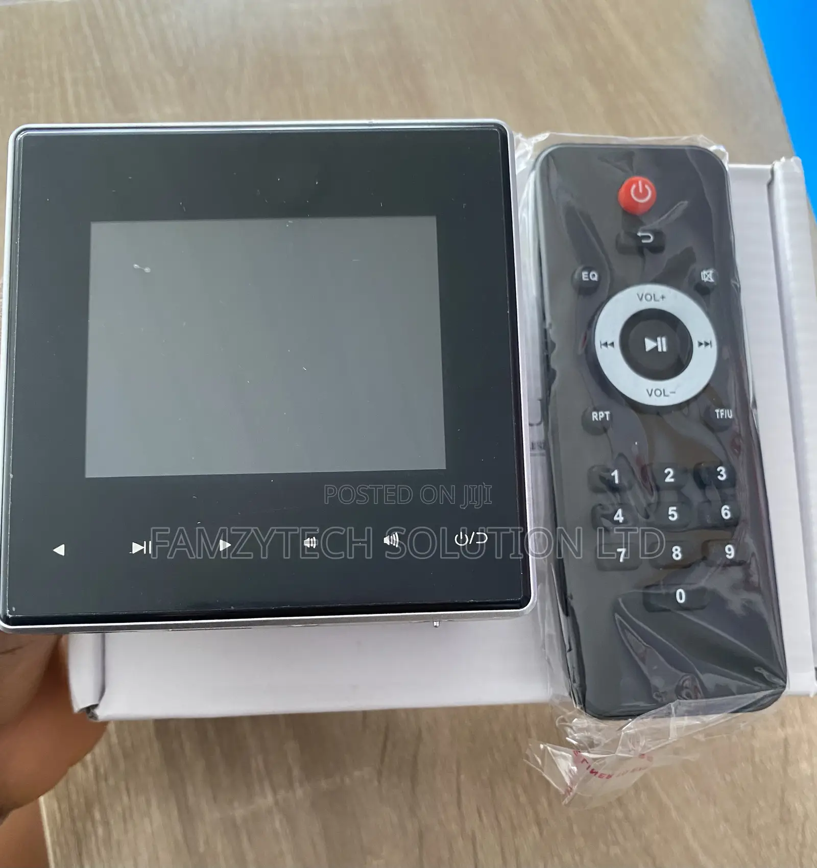 Smart Inwall Bluetooth Amplifier With Remote Control