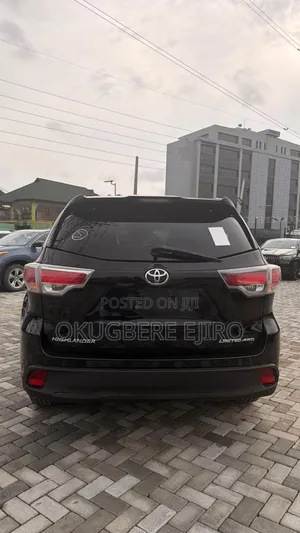 Toyota Highlander 2016 Black