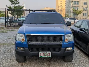 Ford Sport Trac 2010 Blue