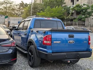 Ford Sport Trac 2010 Blue