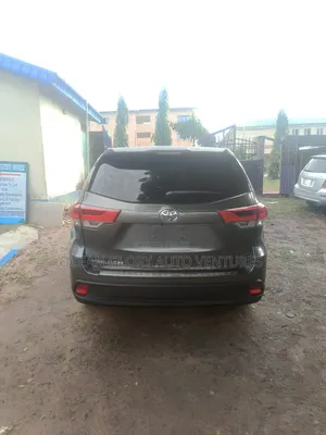 Toyota Highlander 2019 Gray