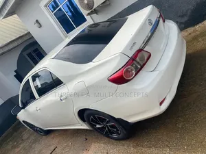 Toyota Corolla 2012 White