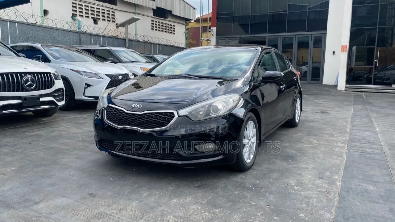 Kia Cerato 2015 Black