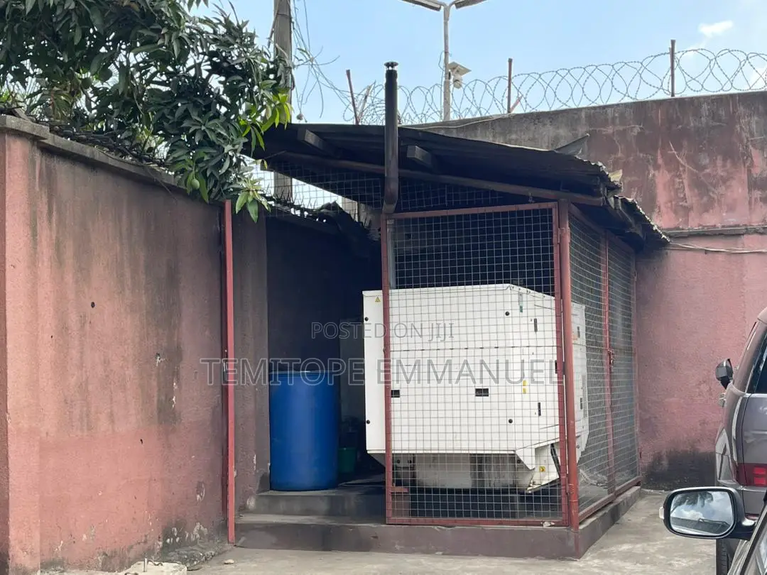 2bay Warehouse on 3100sqm