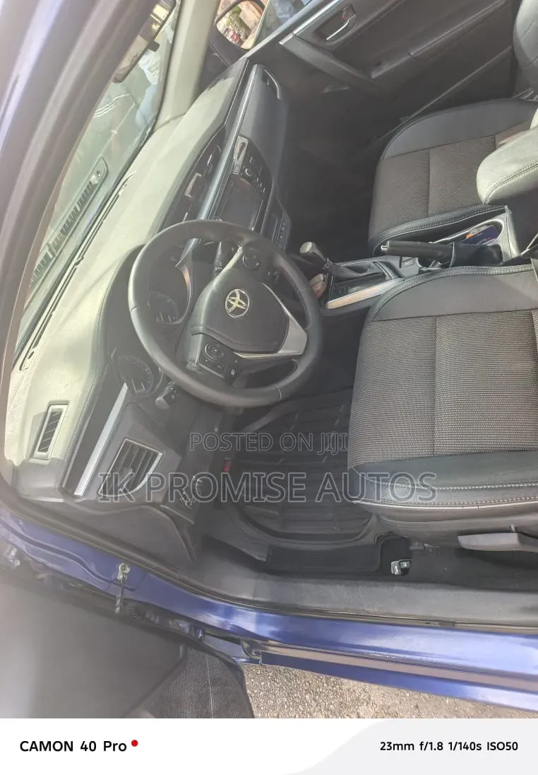 Toyota Corolla 2015 Blue