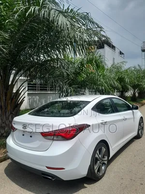 Hyundai Elantra 2015 White