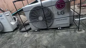 Lg Dualcool Inverter Ac — Full Set