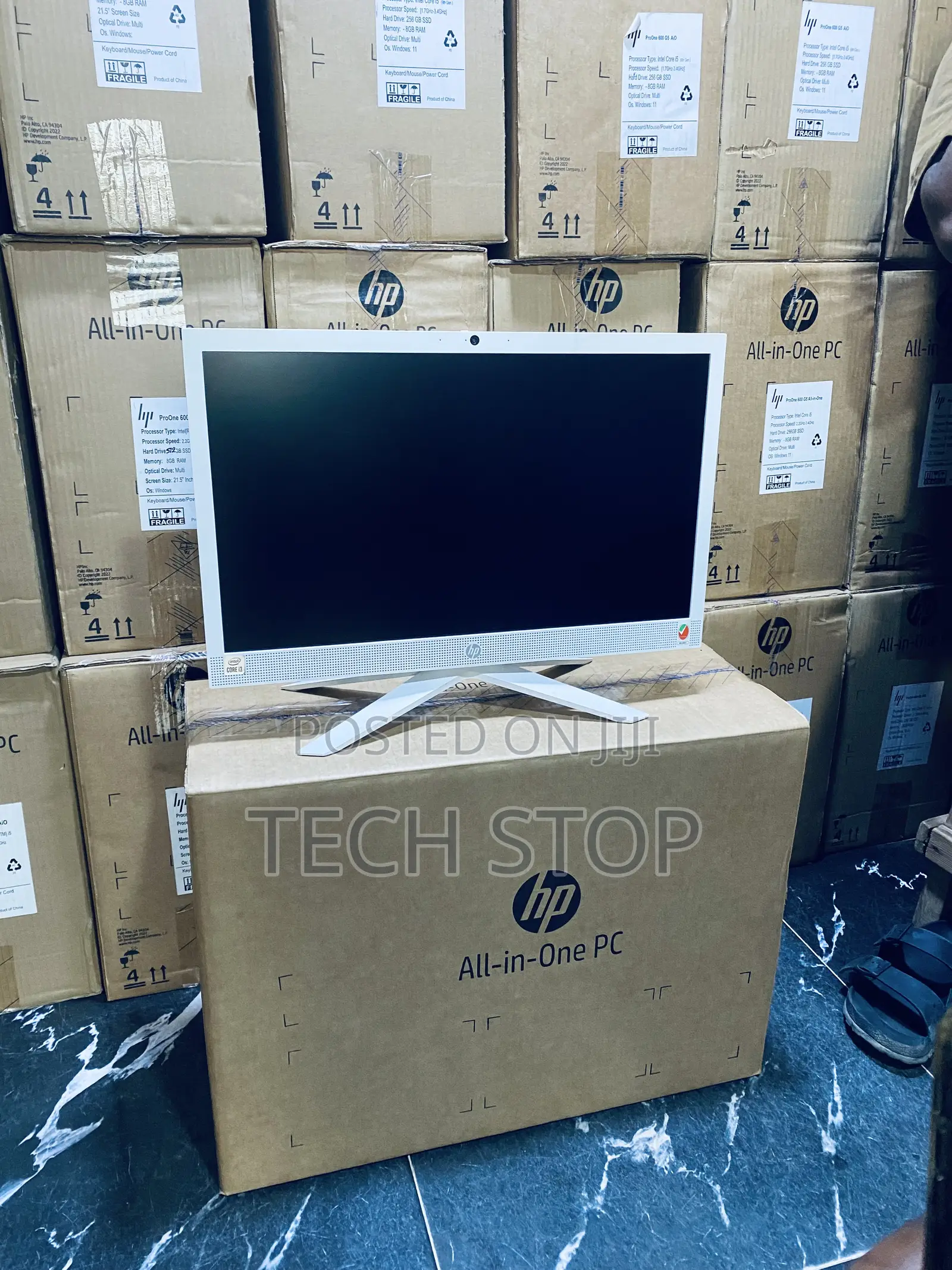New Desktop Computer HP 200 G4 All-in-One 8GB Intel Core i3 HDD 1T