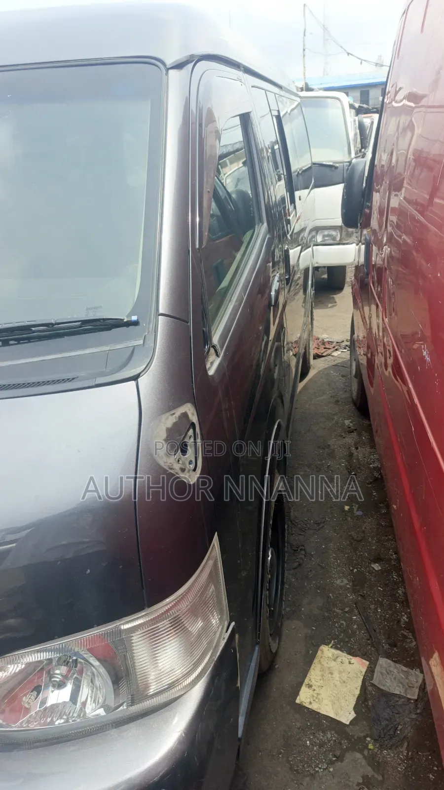 Toyota HiAce 2010 Black