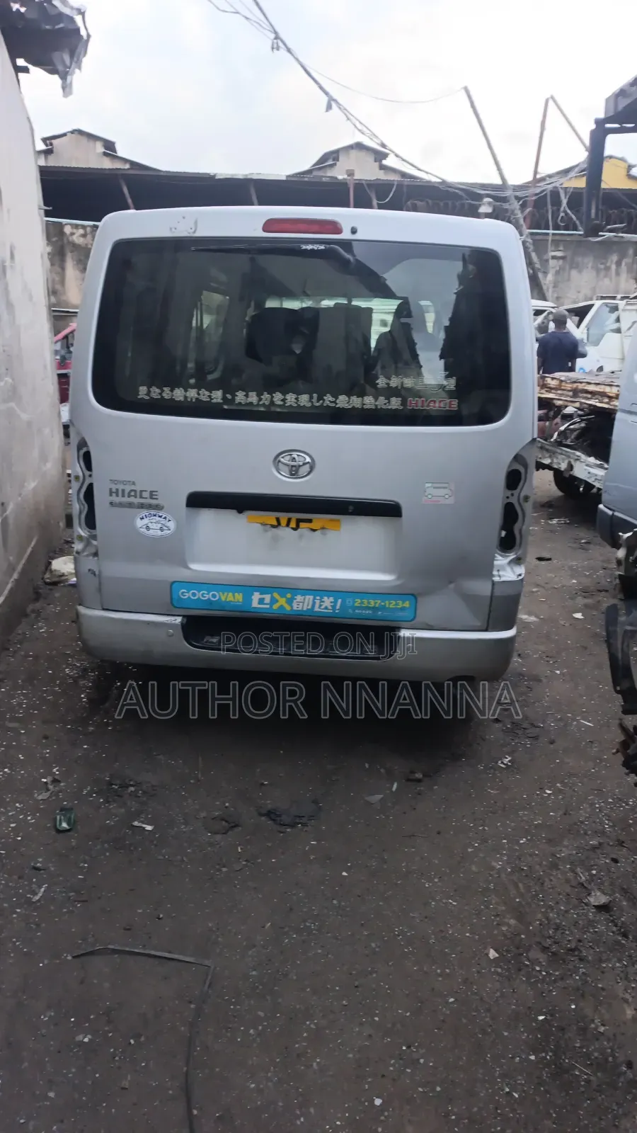 Toyota HiAce 2010 Black