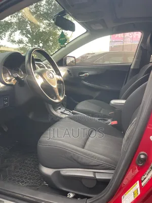 Toyota Corolla 2013 Red