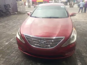 Hyundai Sonata 2013 Red