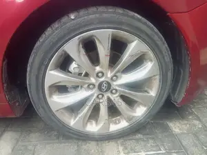 Hyundai Sonata 2013 Red