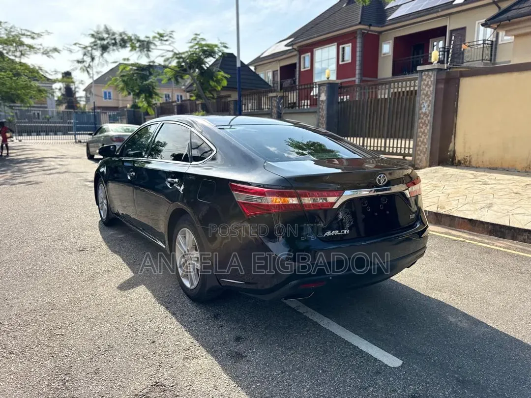 Toyota Avalon 2014 Black