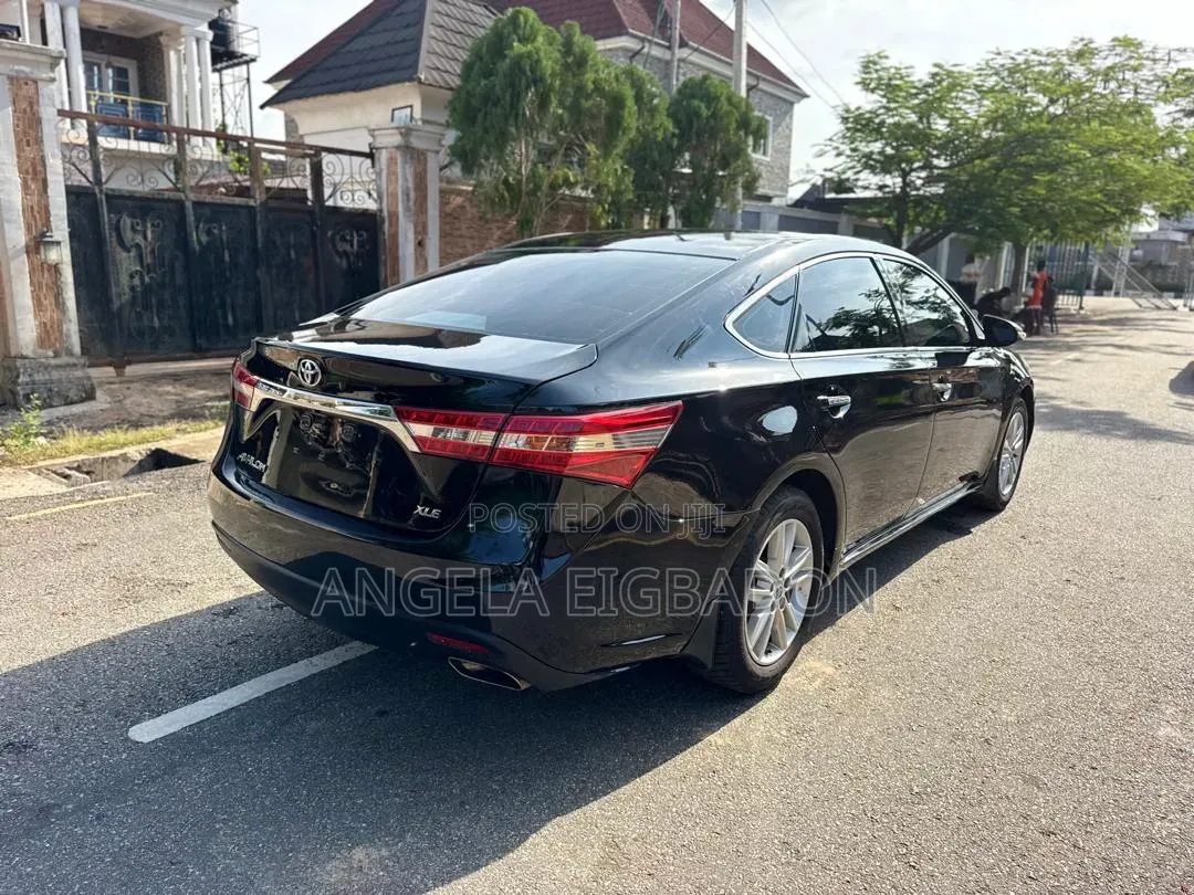 Toyota Avalon 2014 Black