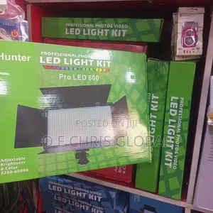 Pro Led 600 With Stand , Battery, Rotator and Adapter