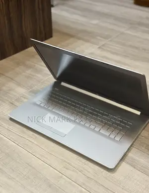Laptop HP Pavilion 17 8GB Intel Core i7 SSD 256GB