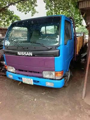 Nigeria Used Nissan Cabstar 2000 White