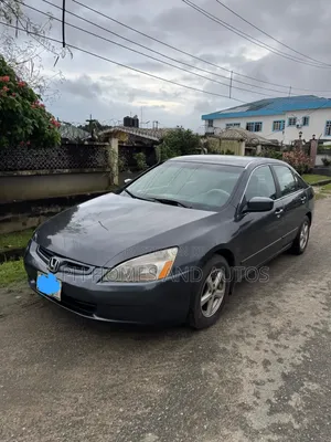 Honda Accord 2005 Gray