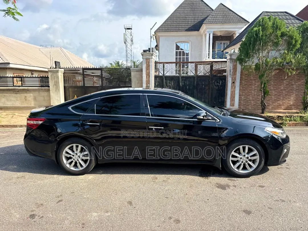 Toyota Avalon 2014 Black