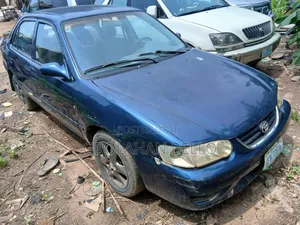 Toyota Corolla 2000 Blue