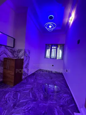 2bdrm Apartment in Bolumole, CHallenge / Ibadan for rent