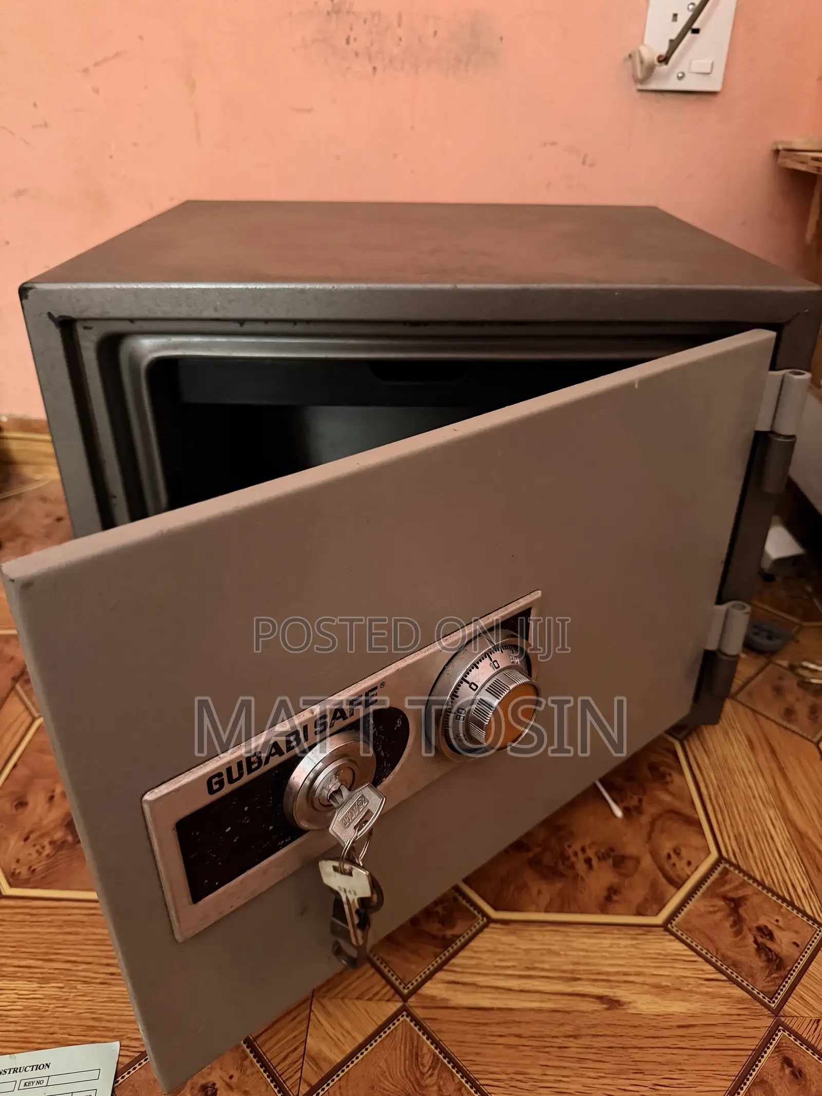 Gubabi Fireproof Safe With Key and Combination