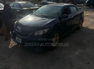 Toyota Corolla 2012 Blue